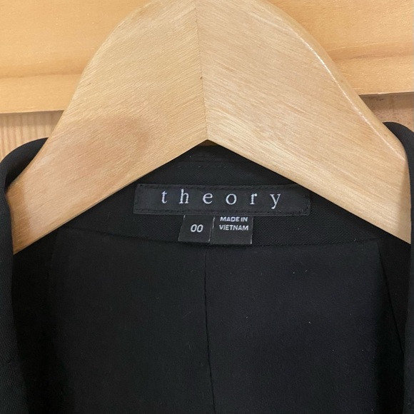 Theory Black Virgin Wool Marcela Blazer - Picture 6 of 8